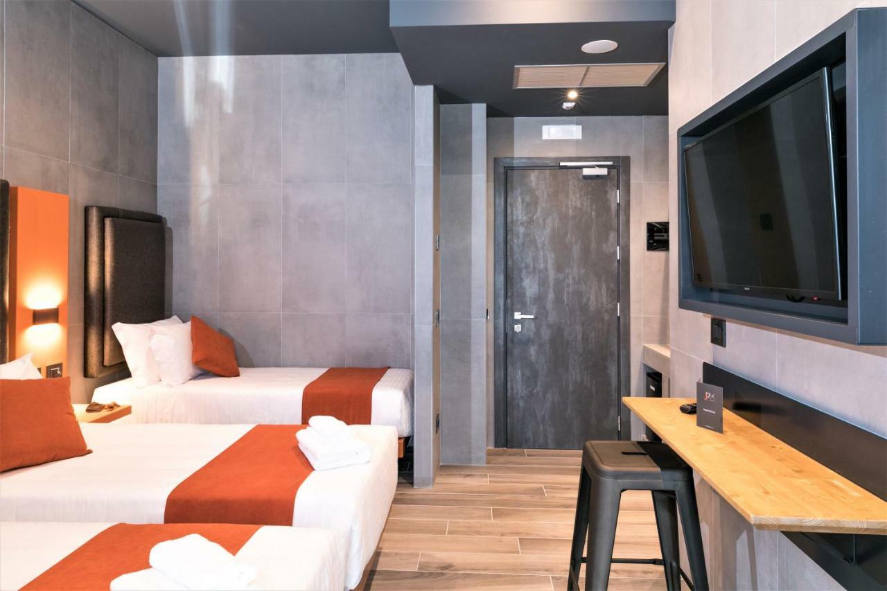 J24 Hotel Milano Exteriör bild